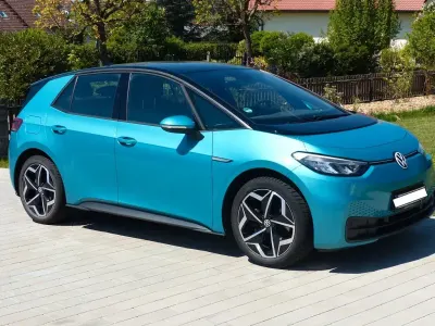 Gebraucht VW ID.3 Pure 110 kW (150 PS) 2021 Grün Kleinwagen
