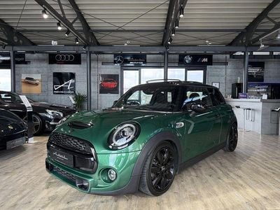 Gebraucht Mini John Cooper Works 178 PS (130 kW) 2021 British racing green iv metall Kleinwagen