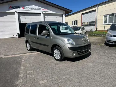 Usata Renault Kangoo Privilege 106 CV (77 kW) 2008 Beige Monovolume