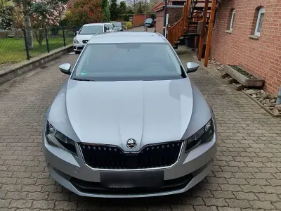 Używany Skoda Superb Active 125 KM (91 kW) 2018 Szary Sedan/Limuzyna