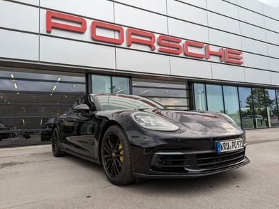Porsche Panamera 4S