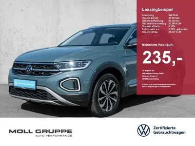 Gebraucht VW T-Roc Style 110 PS (80 kW) 2023 Petroleum blue (metallic) SUV