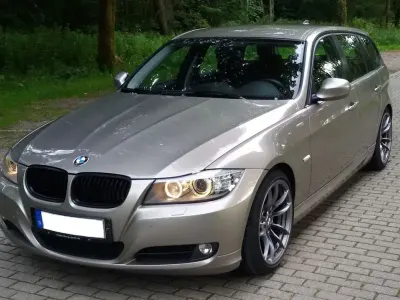 Gebraucht BMW 320 Performance 184 PS (135 kW) 2010 Beige Kombi