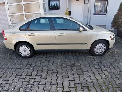 Volvo S40