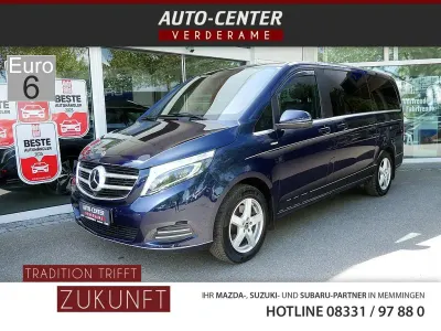 Gebraucht Mercedes V250 Avantgarde Edition 190 PS (139 kW) 2018 Blau Van / Kleinbus