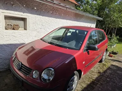 Gebraucht VW Polo Basis 75 PS (55 kW) 2002 Rot Kleinwagen