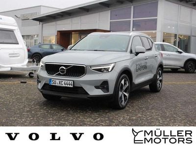 Gebraucht Volvo XC40 Core 163 PS (119 kW) 2024 Vapour grey / metallic SUV