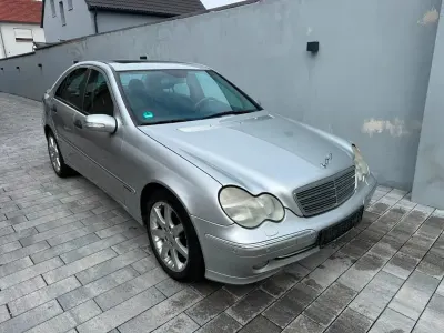 Gebraucht Mercedes C320 Avantgarde 218 PS (160 kW) 2002 Grau Limousine