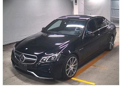 Mercedes E63 AMG