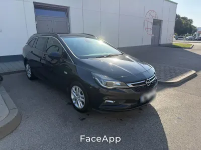 Gebraucht Opel Astra Innovation 136 PS (100 kW) 2019 Schwarz Kombi