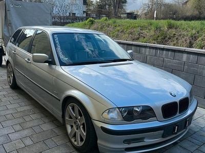 Usata BMW 325 192 CV (141 kW) 2001 Argento Station wagon