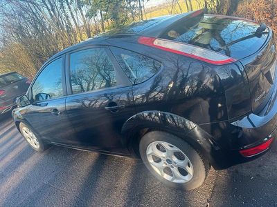 Usata Ford Focus 74 CV (54 kW) 2008 Nero Berlina
