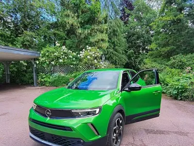 Gebraucht Opel Mokka-e Ultimate 100 kW (136 PS) 2021 Grün SUV
