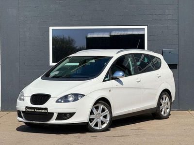 Second-hand Seat Altea XL Comfort 150 CP (110 kW) 2009 Alb Monovolum