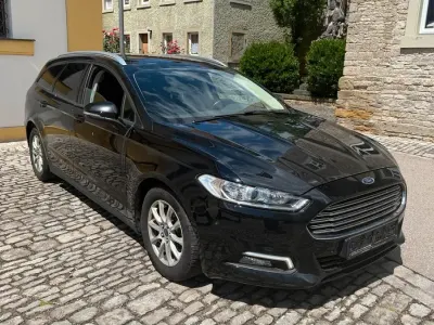 Gebraucht Ford Mondeo Business Edition 160 PS (117 kW) 2016 Schwarz Kombi