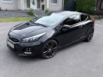 Gebraucht Kia ProCeed GT-Line 136 PS (100 kW) 2016 Schwarz Kleinwagen