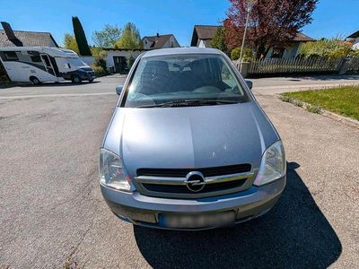 Begagnad Opel Meriva 100 HK (73 kW) 2005 Grå Minibuss