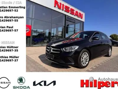 Gebraucht Mercedes B180 Progressive 136 PS (100 kW) 2019 Kosmosschwarz  metalliclack Kleinwagen