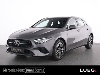 Gebraucht Mercedes A200 Progressive 163 PS (119 kW) 2024 Grau Limousine