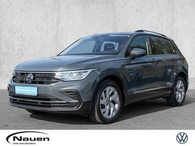 Gebraucht VW Tiguan Life 131 PS (96 kW) 2022 Grau SUV
