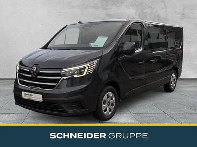 Grau Gebraucht 2024 Renault Trafic Evolution Van / Kleinbus | 35.890 € (Guter Preis)