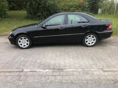 Mercedes C200