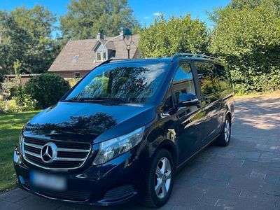 Mercedes V220