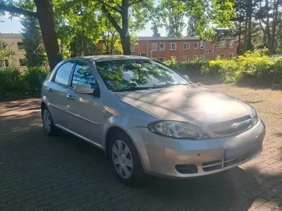 Gebraucht Chevrolet Lacetti SX 105 PS (77 kW) 2006 Silber Limousine