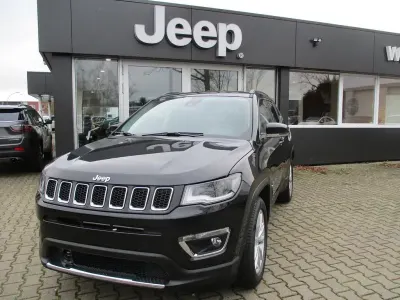 Gebraucht Jeep Compass Limited 131 PS (96 kW) 2021 Schwarz SUV