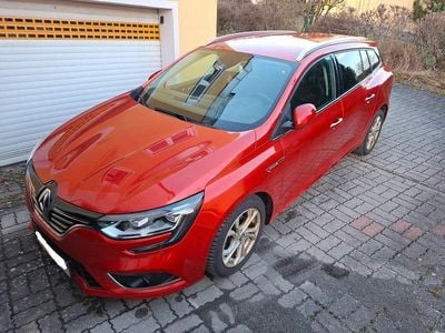Gebraucht Renault Mégane IV Bose Edition 132 PS (97 kW) 2018 Rot Limousine