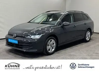 Gebraucht VW Golf VIII Life 116 PS (85 kW) 2025 Grau, Kombi