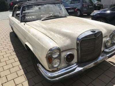 Gebraucht Mercedes 220 SE 120 PS (88 kW) 1963 Weiß Cabrio