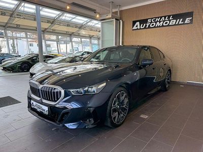 Gebraucht BMW 540 M Sport 303 PS (222 kW) 2024 Carbonschwarz Limousine