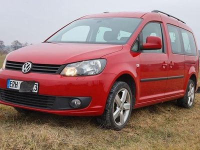 Rot Gebraucht 2013 VW Caddy Maxi Van / Kleinbus | 15.950 € (Teuer)