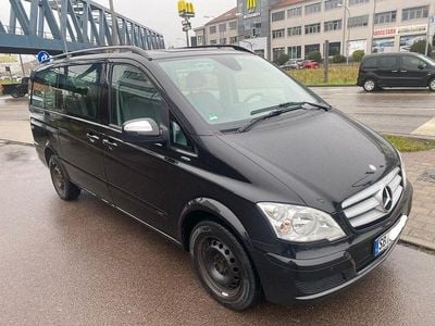 Schwarz Gebraucht 2014 Mercedes Viano Van / Kleinbus | 13.500 € (Superpreis)