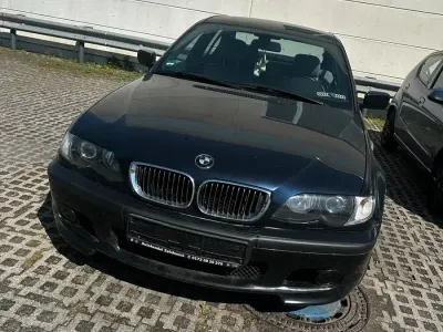 Usata BMW 320 170 CV (125 kW) 2004 Blu Berlina