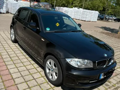 Gebraucht BMW 118 143 PS (105 kW) 2010 Schwarz Kleinwagen