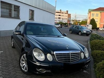 Gebraucht Mercedes E320 224 PS (164 kW) 2007 Schwarz Limousine