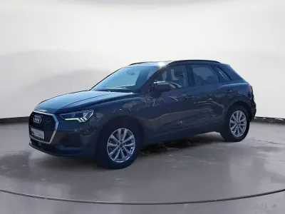 Usata Audi Q3 Ambiente 190 CV (139 kW) 2025 Grigio SUV