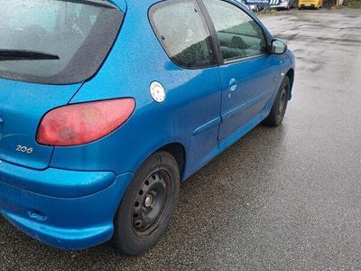 gebraucht Peugeot 206 1.4 Benzin