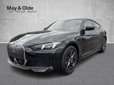 Black sapphire metallic Gebraucht 2025 BMW i4 Comfort Edition Limousine | 51.999 € (Fairer Preis)