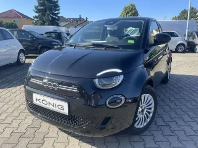 Gebraucht Fiat 500e 86 kW (118 PS) 2023 Schwarz Kleinwagen