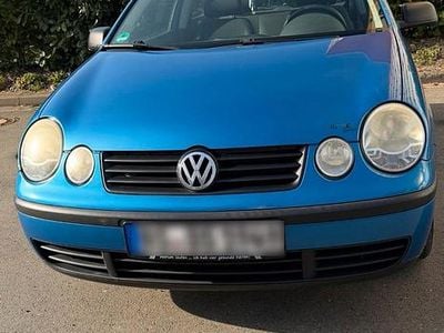 Gebraucht VW Polo 63 PS (46 kW) 2003 Blau Kleinwagen