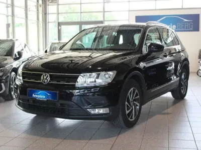 Gebraucht VW Tiguan Sound 150 PS (110 kW) 2017 Schwarz SUV