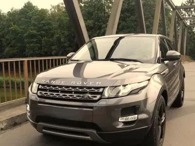 Gebraucht Land Rover Range Rover evoque Pure 150 PS (110 kW) 2015 Grau SUV