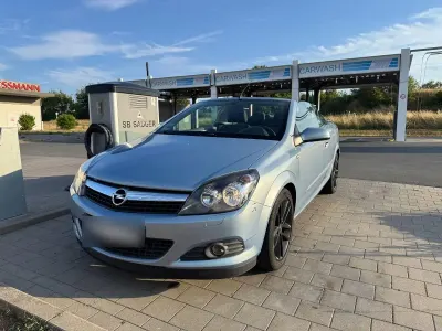 Gebraucht Opel Astra 140 PS (102 kW) 2007 Blau Cabrio