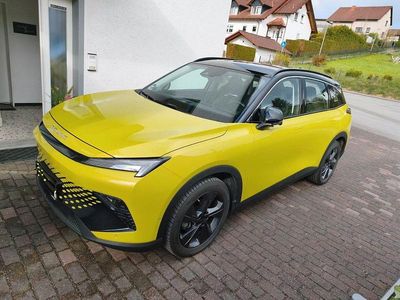 Usado Baic X55 177 HP (130 kW) 2023 Amarelo SUV