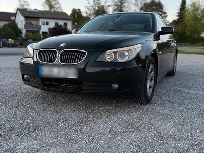 BMW 523