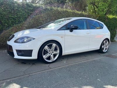 Usata Seat Leon FR 265 CV (194 kW) 2010 Bianco Utilitaria