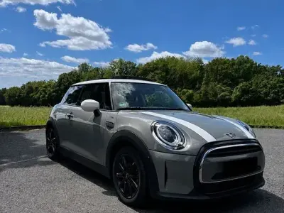 Gebraucht Mini Cooper Classic 136 PS (100 kW) 2021 Grau Kleinwagen
